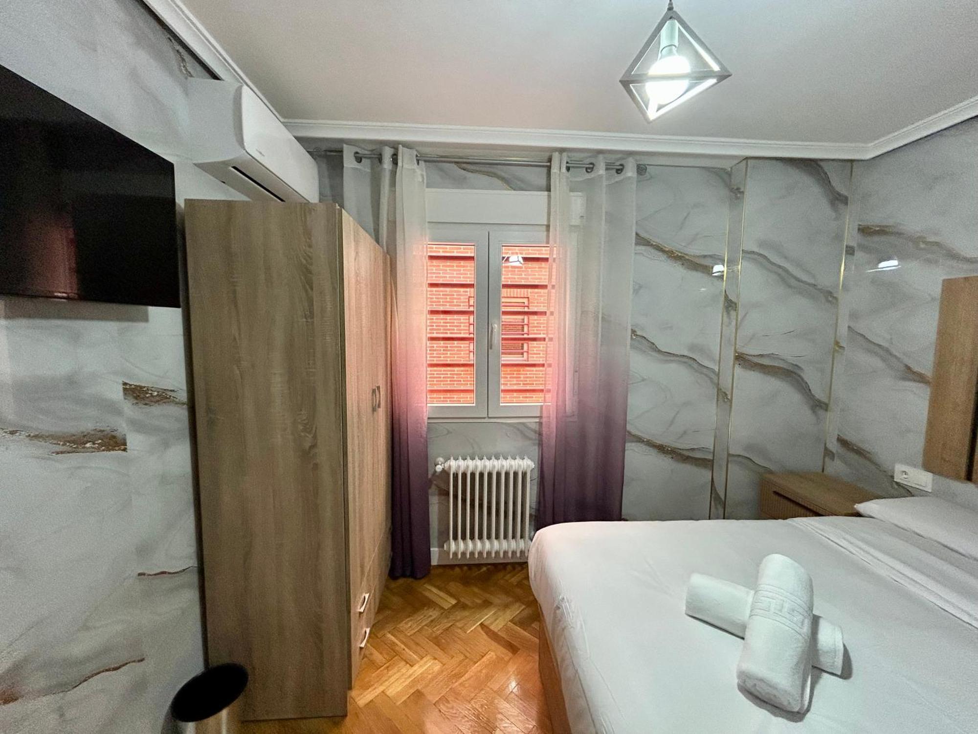 Rooms Cuenca เกว็งกา ภายนอก รูปภาพ
