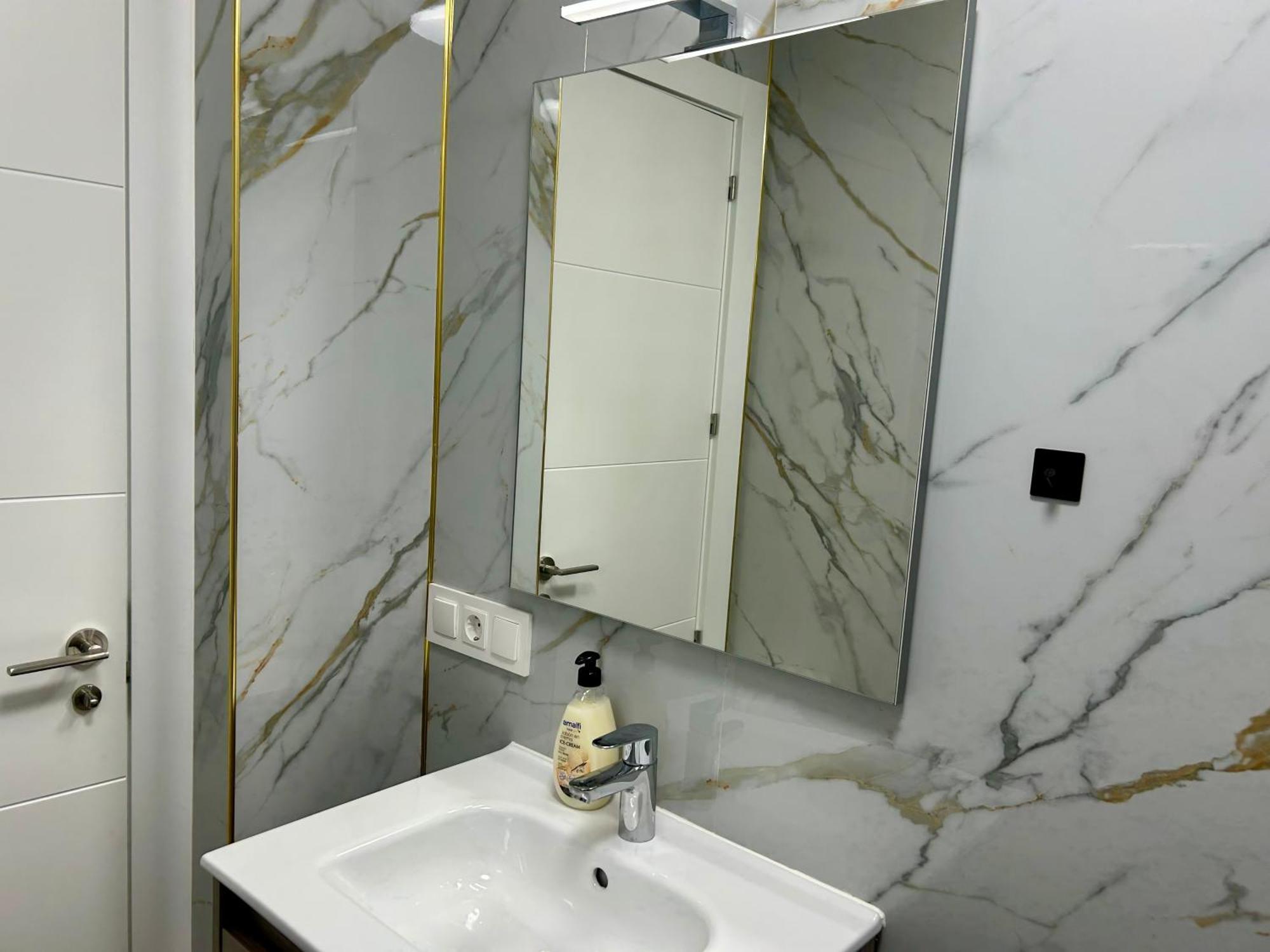 Rooms Cuenca เกว็งกา ภายนอก รูปภาพ